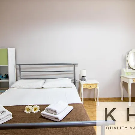 بيت للعطل Family & Friends Maisonette In Lixouri!