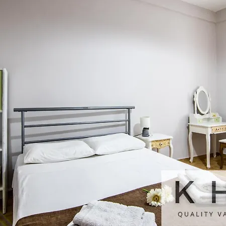 بيت للعطل Family & Friends Maisonette In Lixouri! *